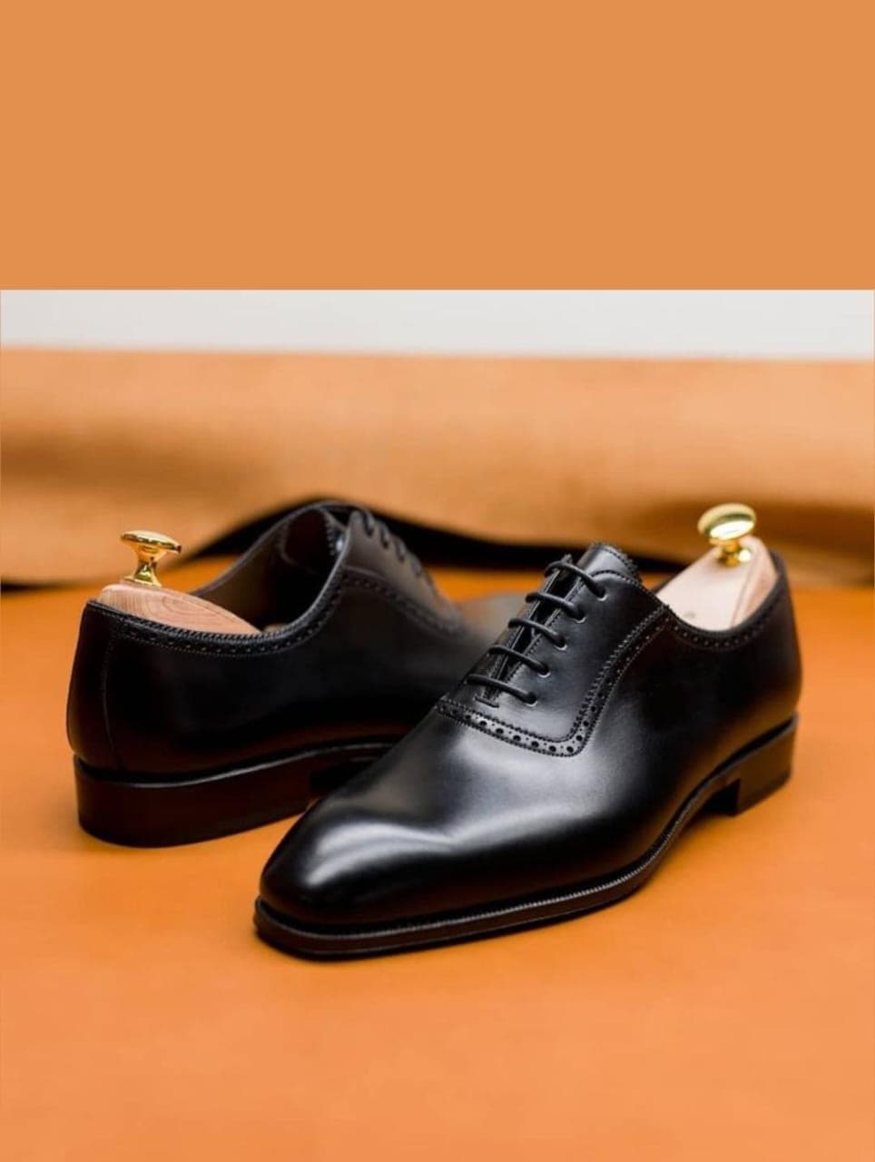 Men's black shoes